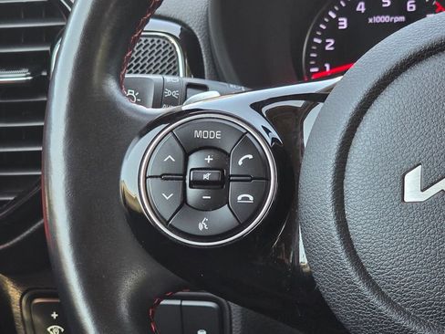 Used 2022 Kia Soul Turbo image 18