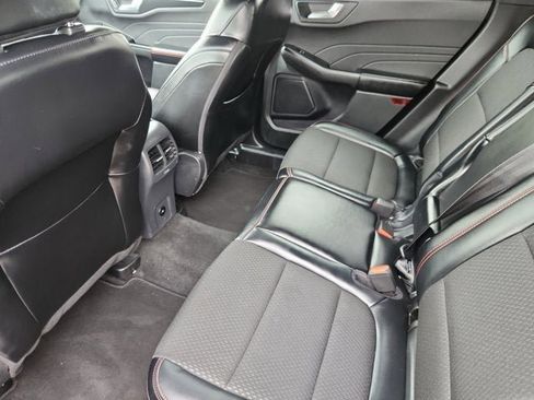 Used 2025 Ford Escape ST-Line image 13
