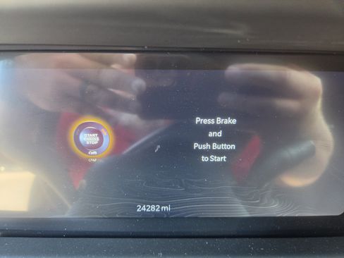 Used 2024 Jeep Grand Cherokee L Laredo RWD image 6