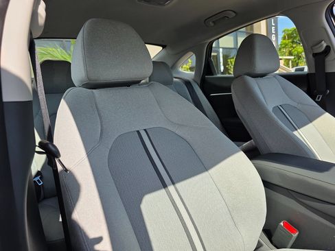 Used 2021 Hyundai Sonata SE FWD image 15