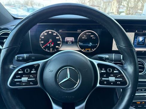Used 2019 Mercedes-Benz E 300 4MATIC image 22