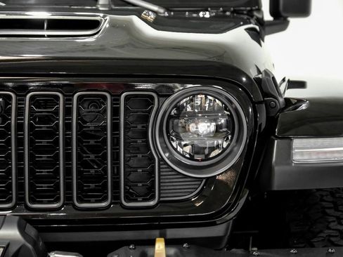 Used 2024 Jeep Wrangler Unlimited Rubicon 392 w/ Dual Top Group image 41