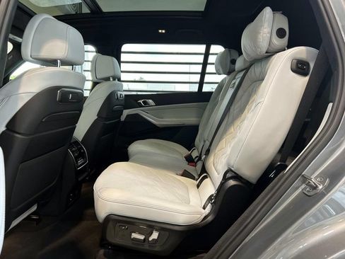 Used 2024 BMW X7 xDrive40i w/ Climate Comfort Package AWD/4WD image 20