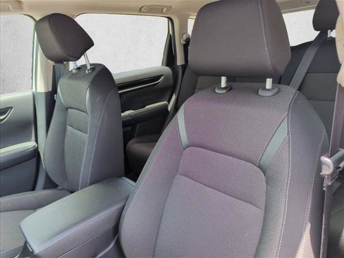 Used 2024 Honda CR-V EX image 10