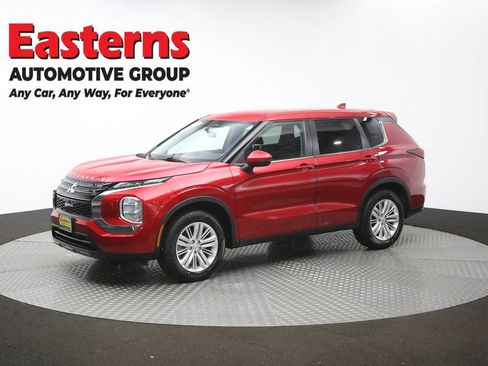 Used 2024 Mitsubishi Outlander ES AWD/4WD image 56