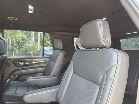 Used 2023 GMC Yukon Denali image 23