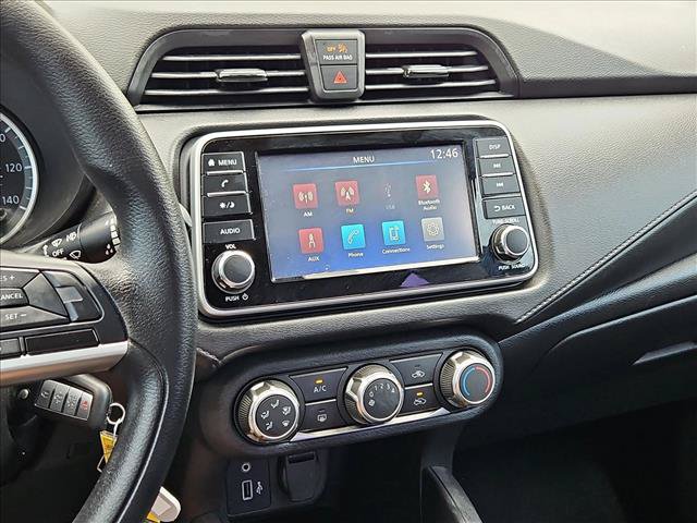 Used 2022 Nissan Versa S FWD image 14