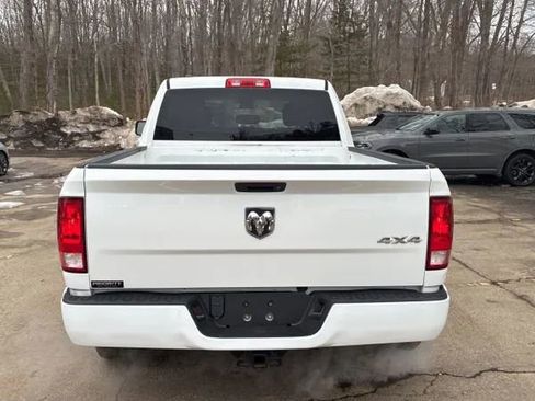 Used 2017 RAM 1500 Express w/ Express Value Package image 4