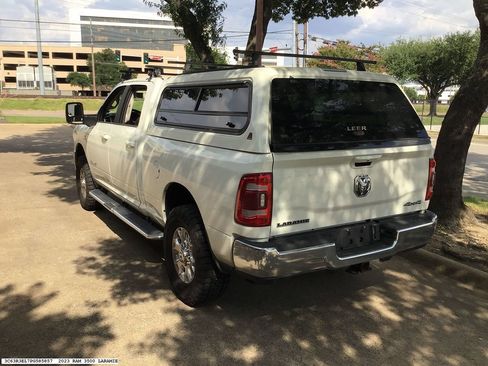 Used 2023 RAM 3500 Laramie AWD/4WD image 4