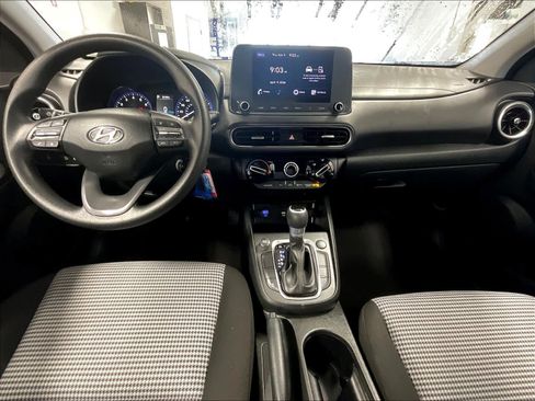 Certified 2022 Hyundai Kona SE image 21