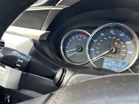 Used 2016 Toyota Corolla LE image 23