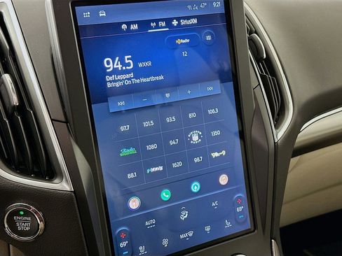 Used 2024 Ford Edge Titanium w/ Equipment Group 301A AWD/4WD image 20