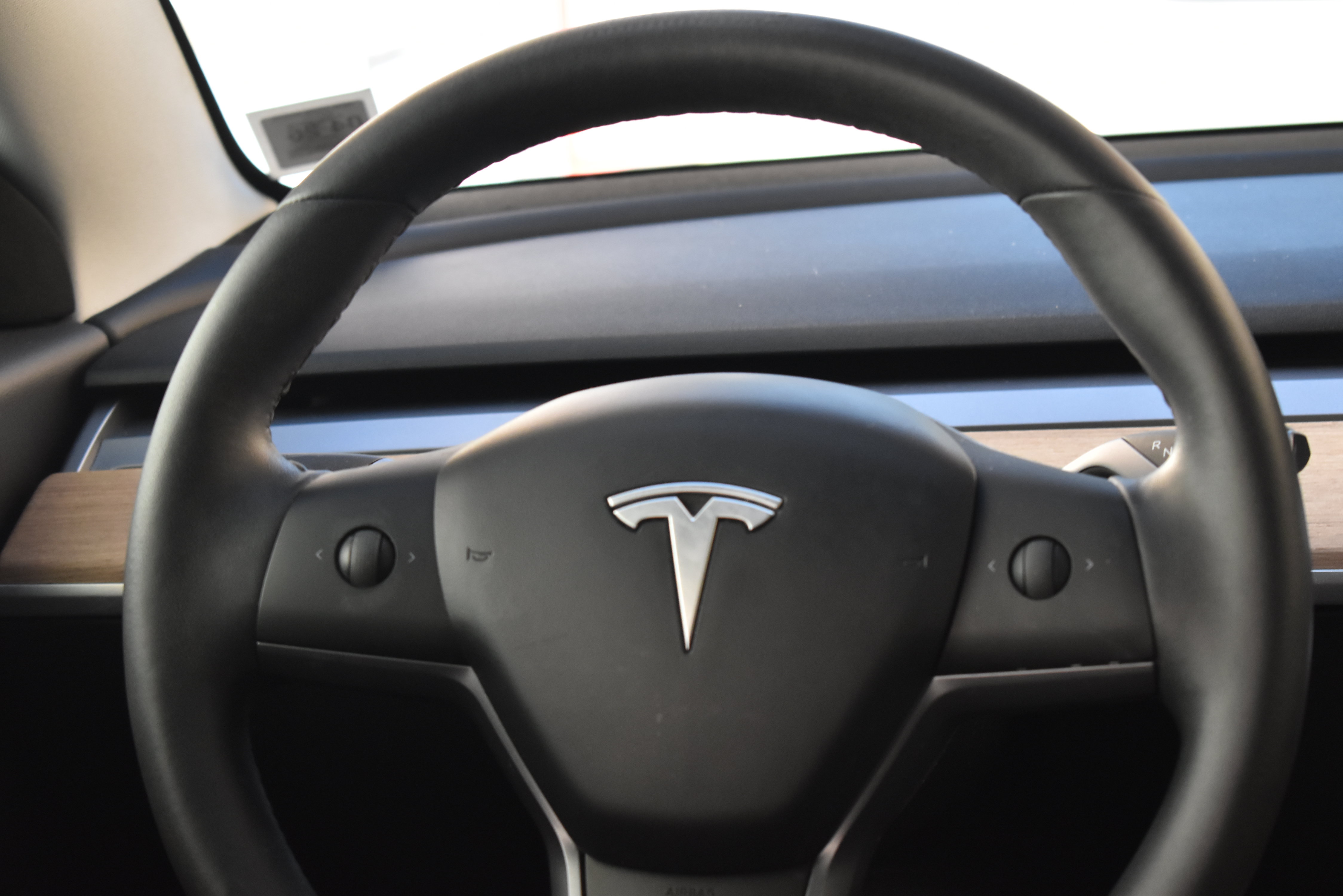 Used 2020 Tesla Model 3 Standard Range RWD image 28
