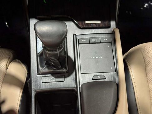 Used 2019 Lexus ES 350 w/ Accessory Package image 23