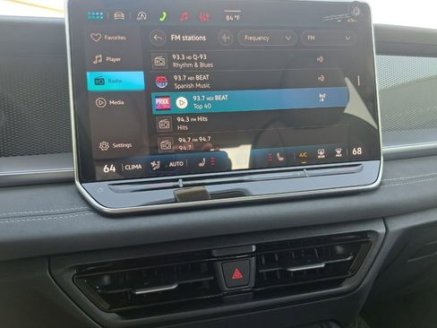 New 2026 Volkswagen Tiguan SE image 11