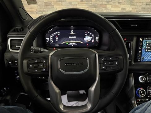 Used 2024 GMC Yukon XL Denali w/ Max Trailering Package image 17