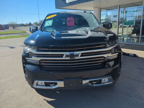 Used 2019 Chevrolet Silverado 1500 High Country AWD/4WD image 2