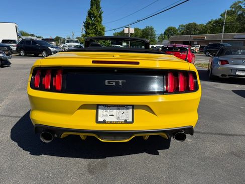 Used 2017 Ford Mustang GT Premium RWD image 6