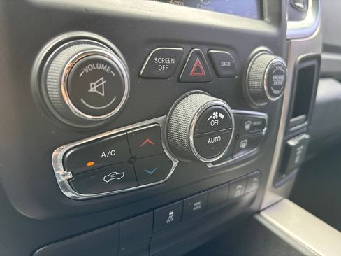 Used 2017 RAM 1500 Lone Star RWD image 20