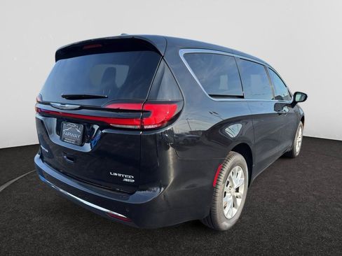 New 2026 Chrysler Pacifica Limited w/ Uconnect Theater Family Group AWD/4WD image 5