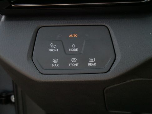 Used 2025 Volkswagen ID.4 Pro S Plus AWD/4WD image 27