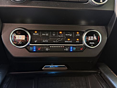 Used 2020 Ford Expedition Max King Ranch RWD image 26