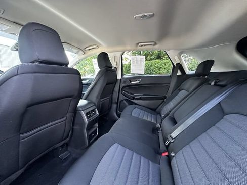Certified 2023 Ford Edge SE w/ Black Appearance Package AWD/4WD image 18