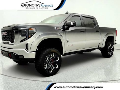 Used 2023 GMC Sierra 1500 AT4 w/ AT4 Premium Package AWD/4WD image 1