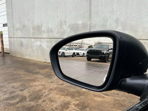 Used 2025 Nissan Altima 2.5 SV image 19