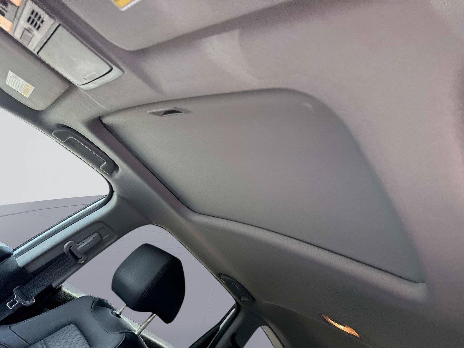 Certified 2021 Honda CR-V Touring image 34