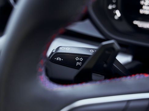 Used 2021 Lamborghini Urus image 56