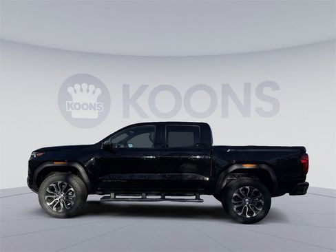 New 2026 GMC Canyon Denali image 2