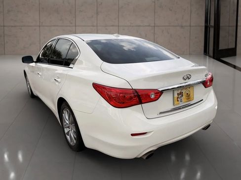 Used 2017 INFINITI Q50 2.0t w/ Moonroof Package image 9