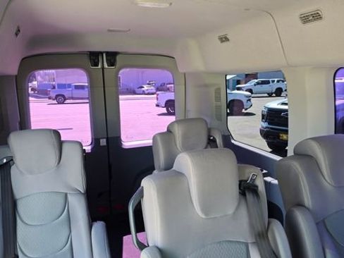 Used 2019 Ford Transit 150 XLT image 14