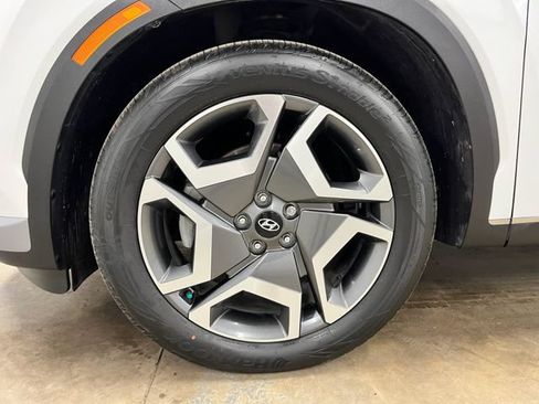 Used 2023 Hyundai Palisade Limited FWD image 7