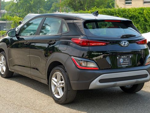 Used 2023 Hyundai Kona SE FWD image 5