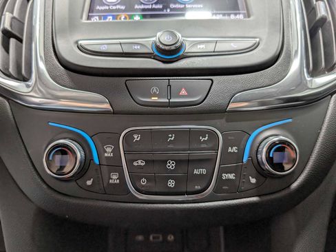 Used 2022 Chevrolet Equinox LT AWD/4WD image 32