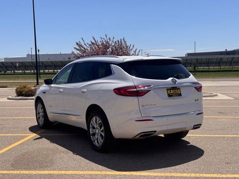 Used 2021 Buick Enclave Avenir w/ Avenir Technology Package AWD/4WD image 35