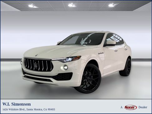 Used 2019 Maserati Levante image 1