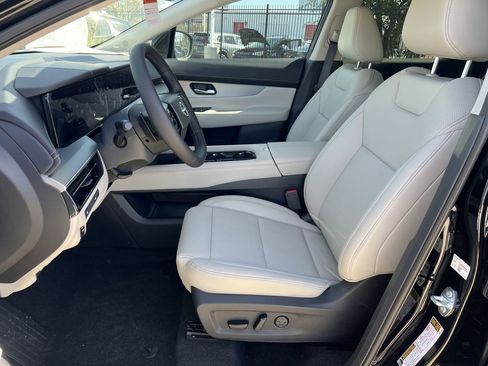 New 2026 Nissan Murano SL image 14