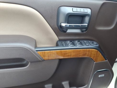 Used 2014 GMC Sierra 1500 SLT w/ SLT Preferred Package image 11