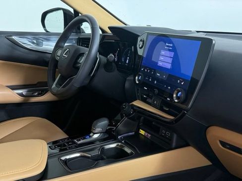 Certified 2025 Lexus NX 350 AWD w/ Accessory Package (2T) image 25