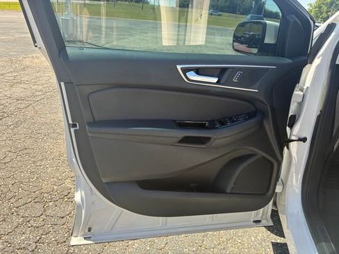 Used 2019 Ford Edge SEL w/ Equipment Group 201A AWD/4WD image 14