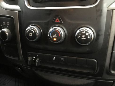 Used 2013 RAM 1500 Express AWD/4WD image 17