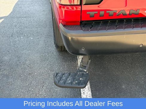 Used 2021 Nissan Titan PRO-4X w/ Pro-4x Convenience Package AWD/4WD image 26