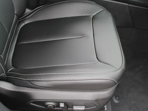 New 2026 Jeep Grand Cherokee Limited w/ Limited Altitude Package image 14