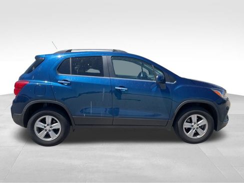 Used 2019 Chevrolet Trax LT w/ LT Convenience Package AWD/4WD image 7