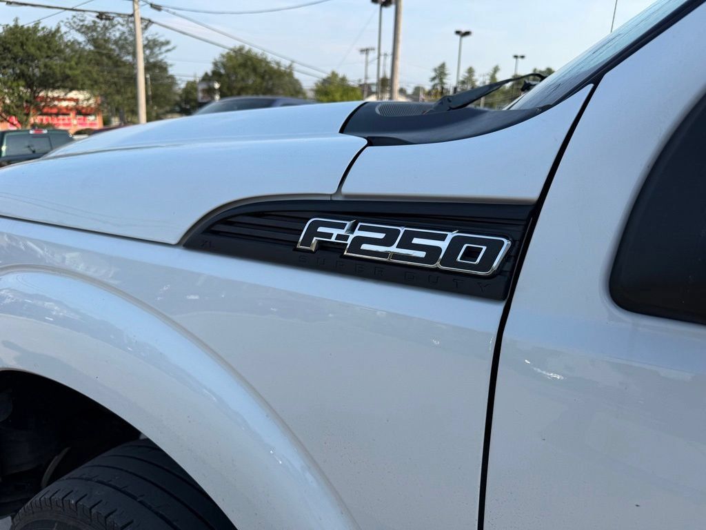 Used 2014 Ford F250 XL w/ Power Equipment Group AWD/4WD image 11