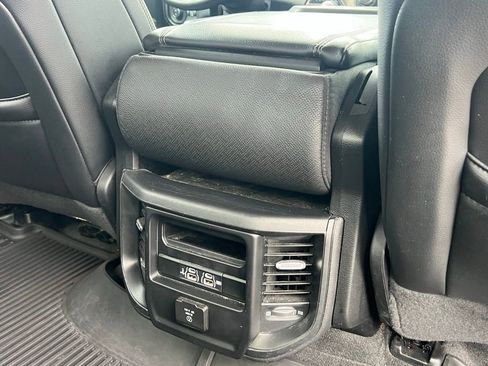 Used 2020 RAM 1500 Laramie AWD/4WD image 23