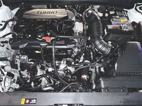 Used 2025 Kia K4 GT-Line Turbo image 31